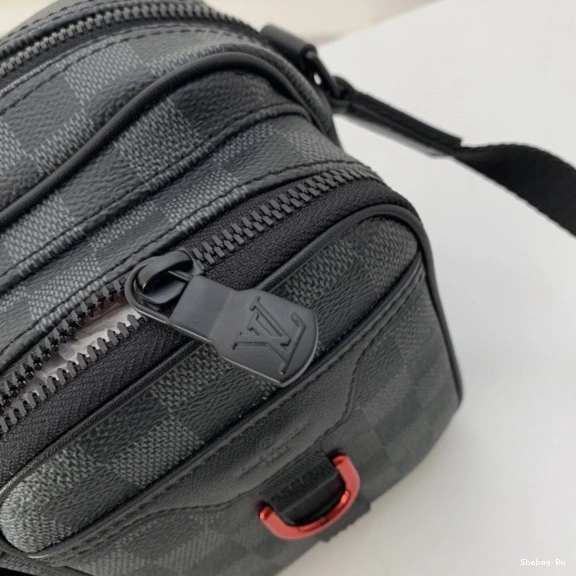 LOUIS MESSENGER UTILITY VUITTON BAG 0813